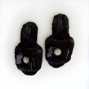 Pretty You London NEW Women Embellished Slipper Fur Pearl Rhinestones Black 6-7